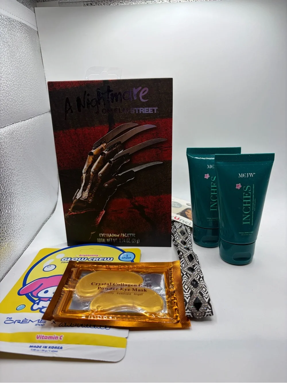 A Nightmare on Elm Street Themed Eyeshadow Palette - Black/Red & extras
